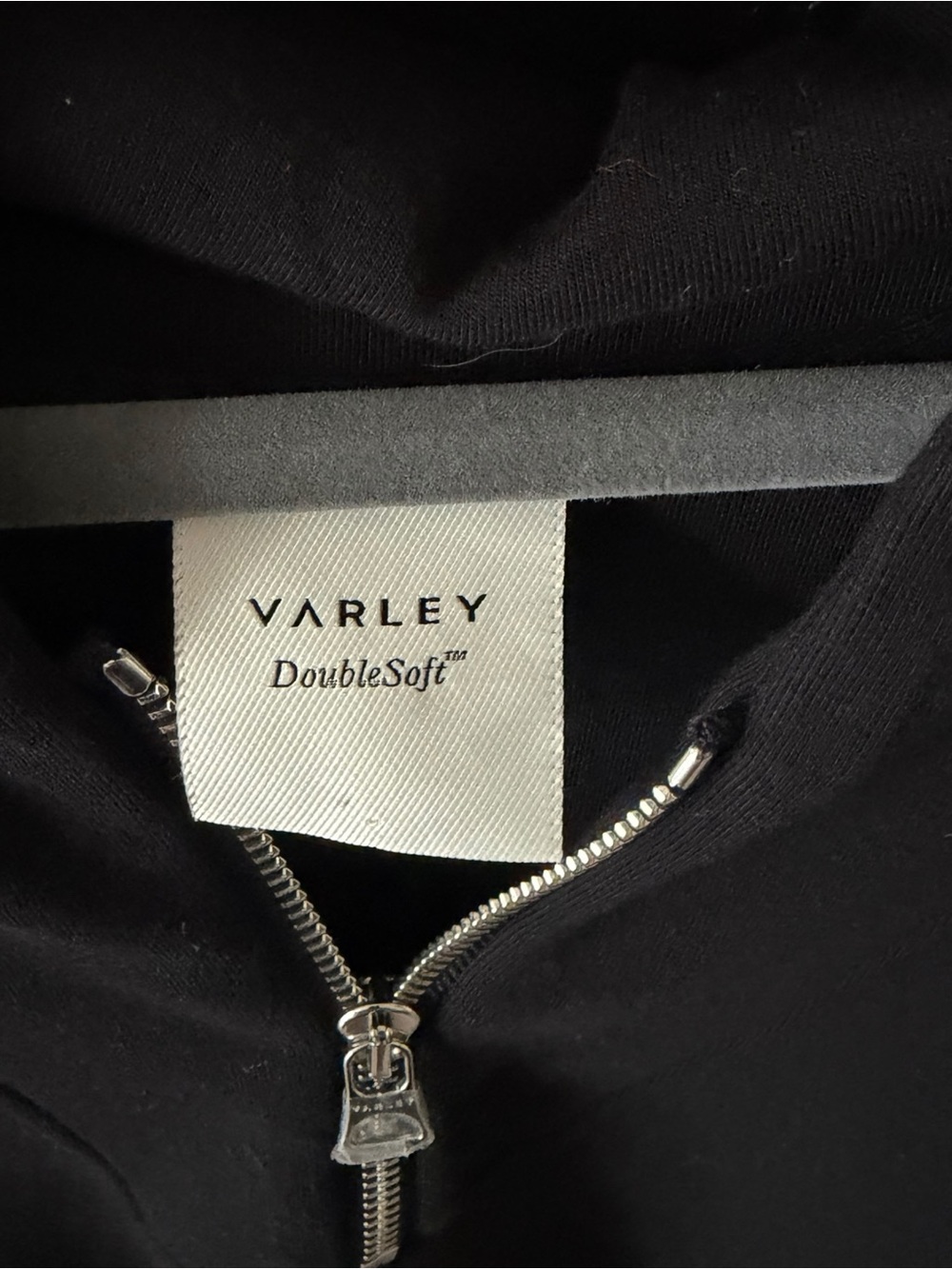 Varley Sally half zip Black size medium - Picture 5 of 6